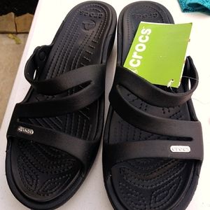 New Women Crocs sandles